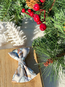 Reindeer Snowglobe Bow