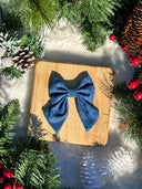 Arctic Vine Sailor Bow